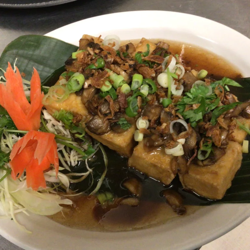Crispy Tofu with Tamarind Sauce