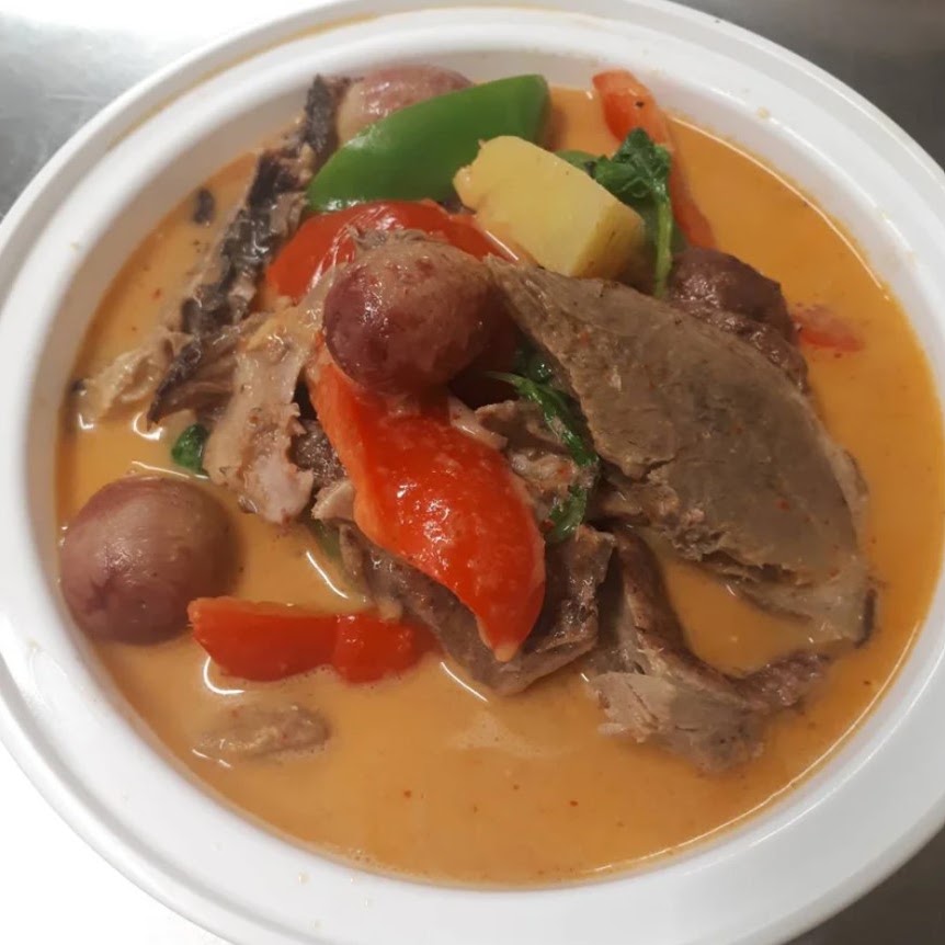 Roasted Duck Curry (แกงเผ็ดเป็ดย่าง)