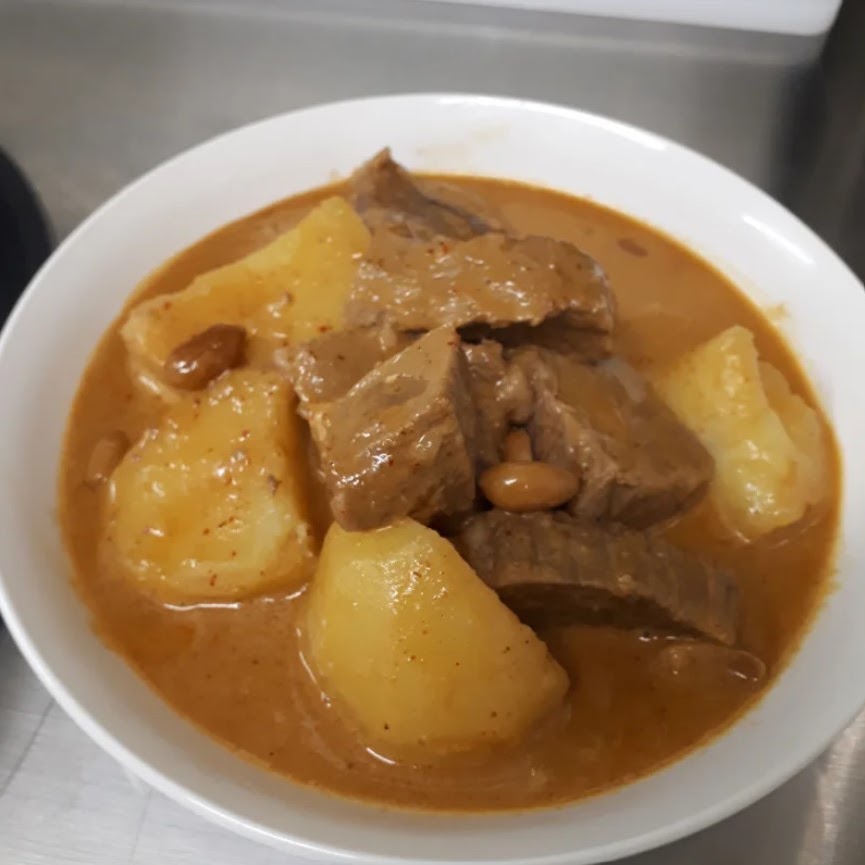 Masaman Beef (แกงมัสมั่นเนื้อ)