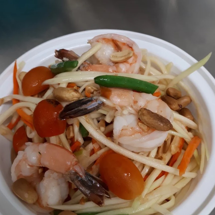 Green Papaya Salad (ส้มตำ)