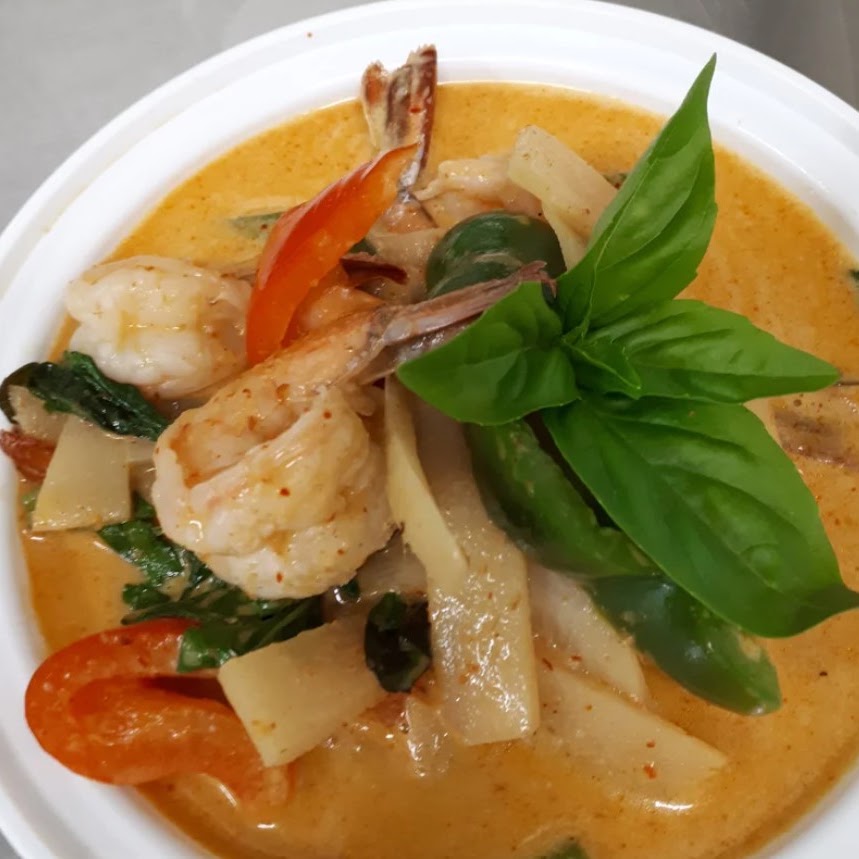 Red Curry (แกงเผ็ด)